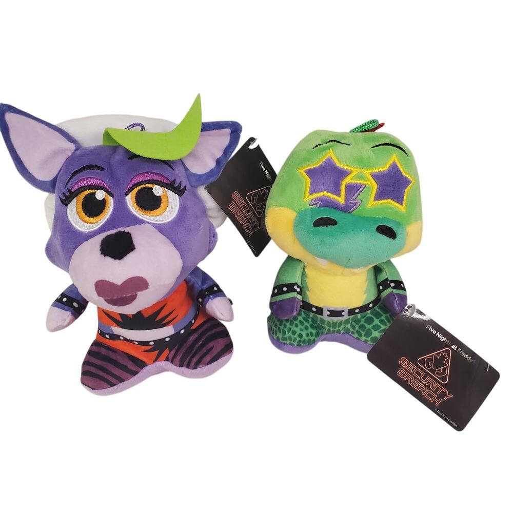 Five Nights at Freddys Security Breach Roxanne Wolf and Montgomery Gator NEW